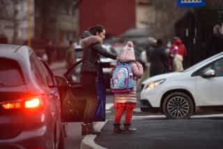 Soluția la problema traficului din orașe ar putea fi într-un loc în care nu se uită nimeni: la părinții-taximetriști